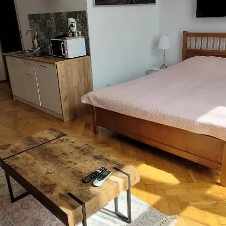 Asnyk Prestige Apartamento