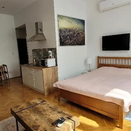 Asnyk Prestige דירה