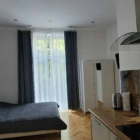 Asnyk Prestige