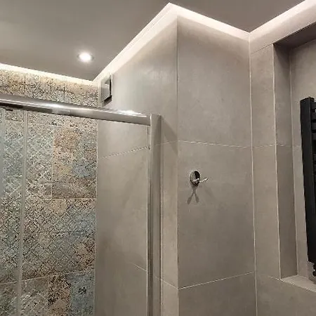 Asnyk Prestige * Krakow