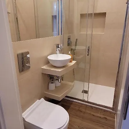 Asnyk Prestige Апартаменты Краков