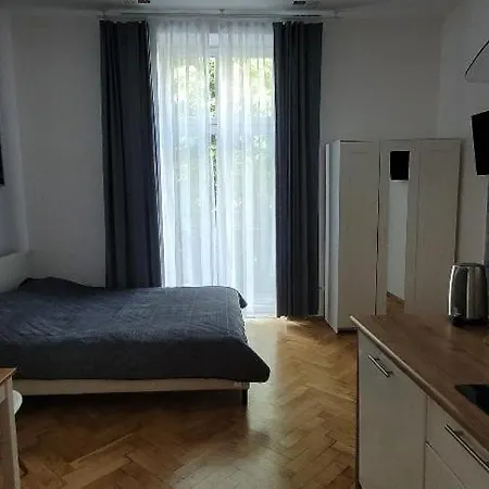 Asnyk Prestige Appartement *